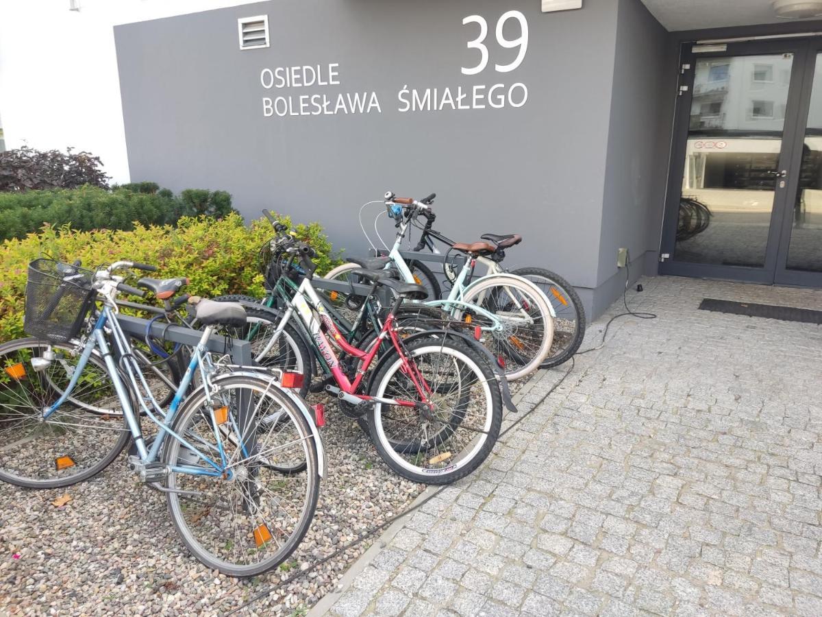 1110 Smialego 39 - Tanie Pokoje W Apartamencie - Samodzielne Zameldowanie - Self Check In Познань Екстер'єр фото