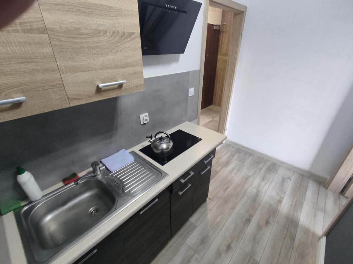 1110 Smialego 39 - Tanie Pokoje W Apartamencie - Samodzielne Zameldowanie - Self Check In Познань Екстер'єр фото